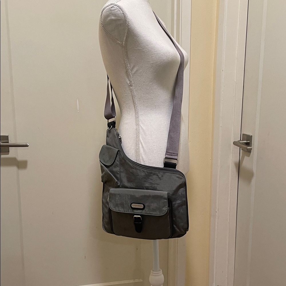 Baggallini Grey Nylon Crossbody Bag